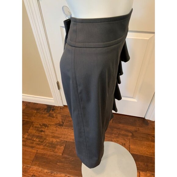 Armani Collezioni Gray Wool A-Line Skirt w/ Ruffle Front, Size 6 (US) 42 (IT) - Picture 3 of 7